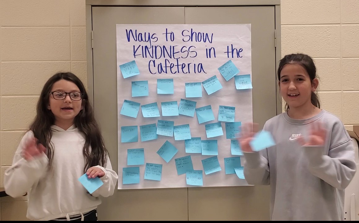 Scout_161's tweet photo. Indian Trail's Kindness Crew has been collaborating with the Technology Club to create a new segment called Kindness Corner on our Monday morning video announcements.  They are challenging students to "get caught being kind!"  #ScoutsTrailblazers #KindnessKrew #GoodMorningTrail https://t.co/1lVgCZ2Ttd