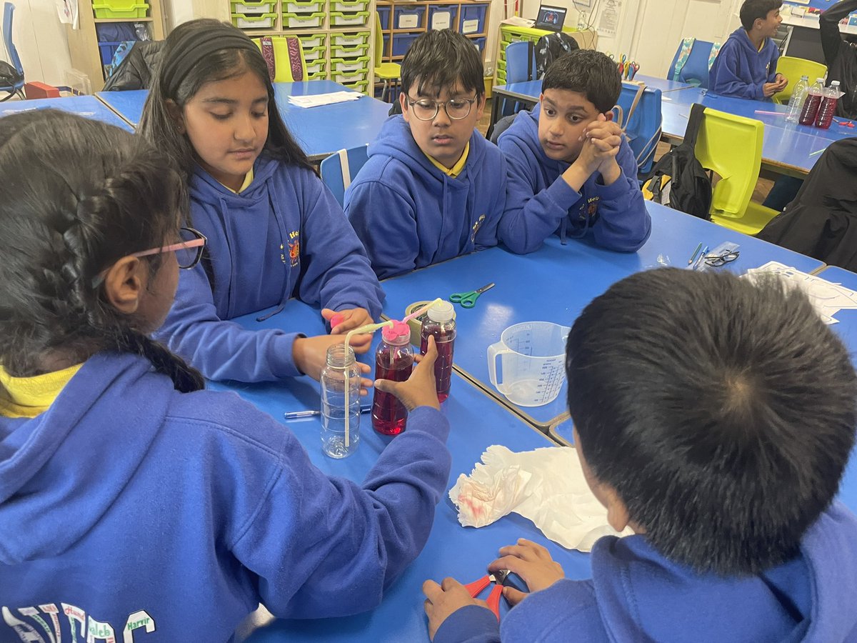 sthelensp's tweet photo. Year 6 enjoyed making heart models today to help them understand how the heart works! #sthpscitech #sthp4purposes #sthpwell https://t.co/05qoHF6cjK