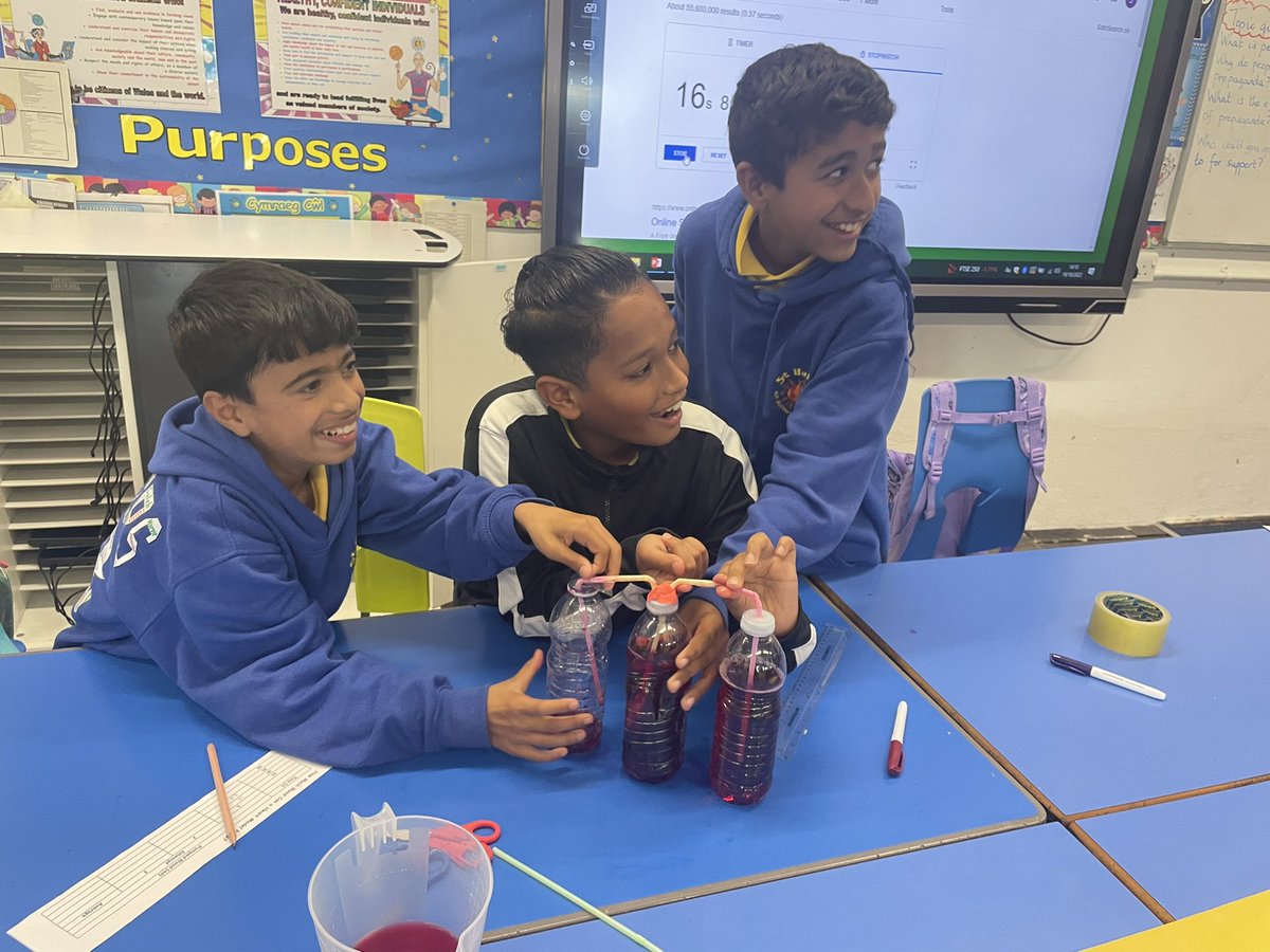 sthelensp's tweet photo. Year 6 enjoyed making heart models today to help them understand how the heart works! #sthpscitech #sthp4purposes #sthpwell https://t.co/05qoHF6cjK
