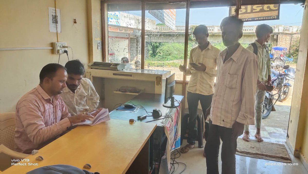 PranamiDr's tweet photo. Today PMJAY card eKYC activity in various area of malpur taluka @Rushikeshmla @MoHFW_GUJARAT @CollectorArvali @DdoArvalli @CdhoArvalli @AravalliGog @PmjayArvalli https://t.co/trNUKBuAd2