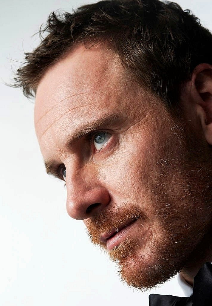 Michael Fassbender by
Patrick Fraser (2016)📸
#Tenderness #Love