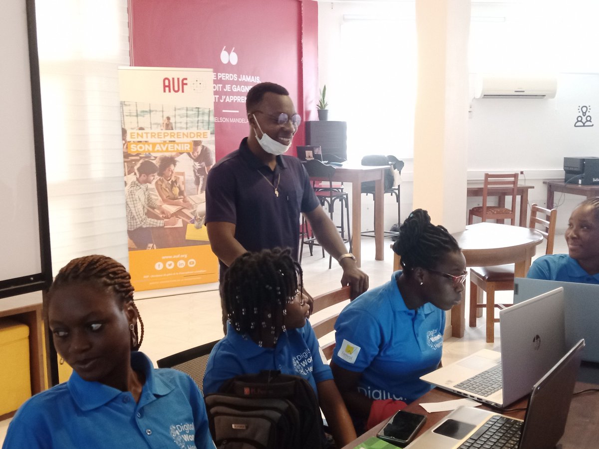 lEnvolBj's tweet photo. #digitalwomenheroes #lenvol #GDSCUAC #enabel #google #numerique #entrepreunariatnumerique #entrepreunariatfeminin #wasexo #digital #skills #waseho https://t.co/GjJ8v06xVj