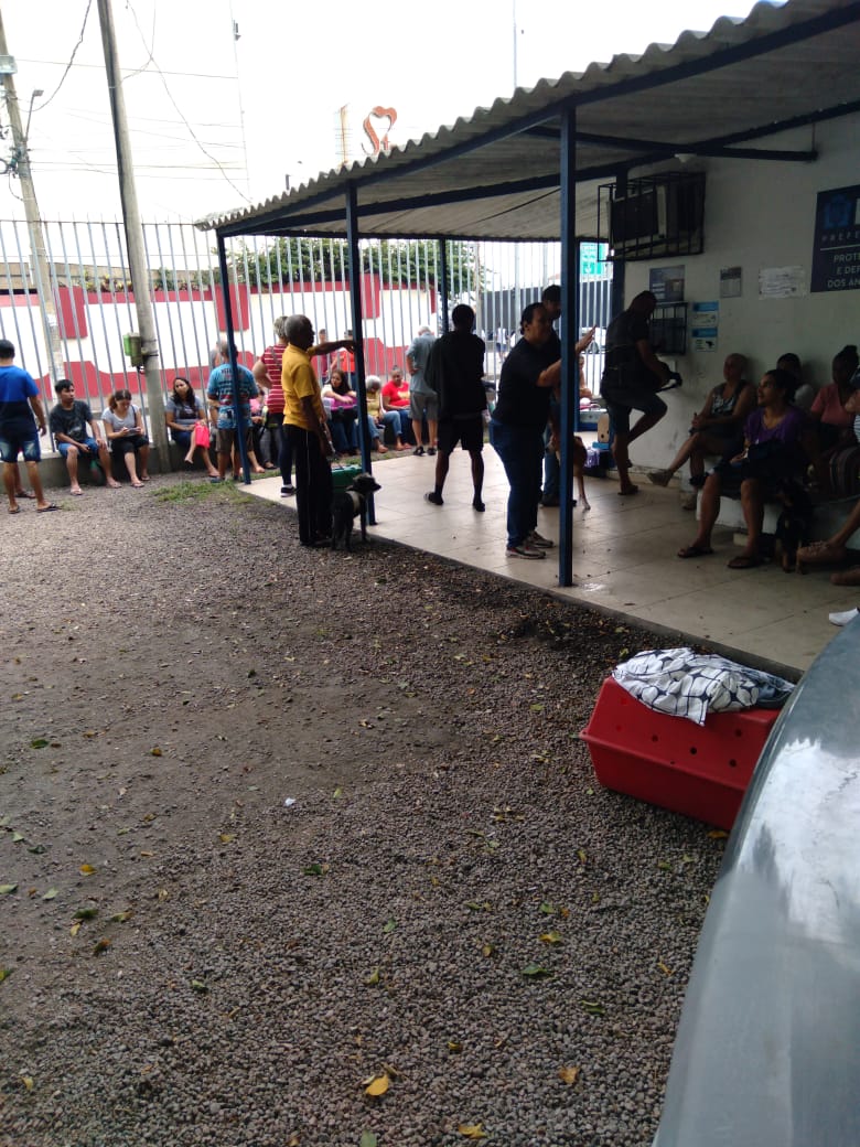 ViniciusCord23's tweet photo. Estive em Bangu vistoriando a fase final de implantação do Posto da @smpdario. Enquanto isso, bombando atendimento em Campo Grande e Bonsucesso. Programa para a população mais carente da cidade e pros animais. #viniciusnaopara #smpda #prefeituradorio https://t.co/9OsXn5MsqH