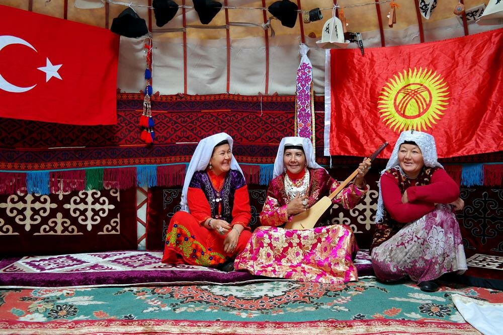 Van’ın Erciş ilçesi Ulupamir köyünde yaşayan Kırgız Türkleri... 🇹🇷🇰🇬