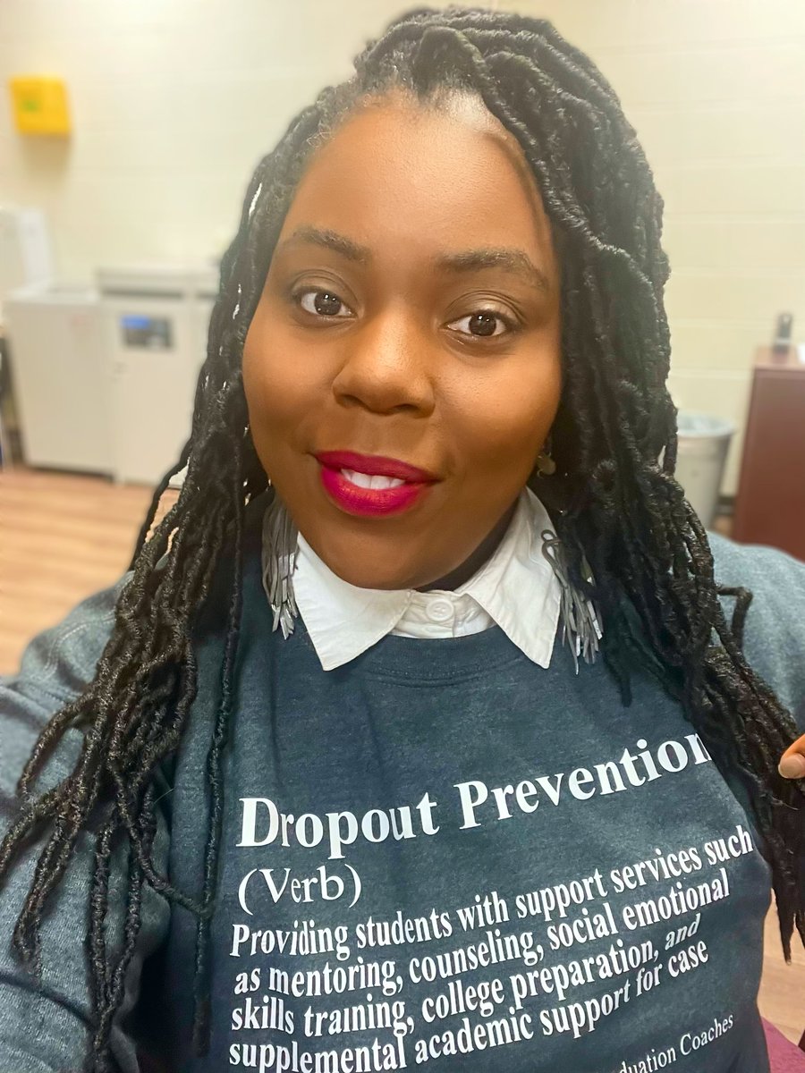 empoweringSW11's tweet photo. Recognizing National Dropout Prevention Month!! #schoolsocialwork #dropoutprevention https://t.co/oRVfI6dPPN