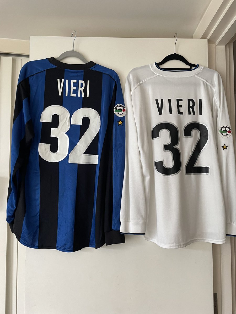 BowmanJamesy's tweet photo. 🔵⚫️@vieri_bobo https://t.co/lbE4UzDt3C