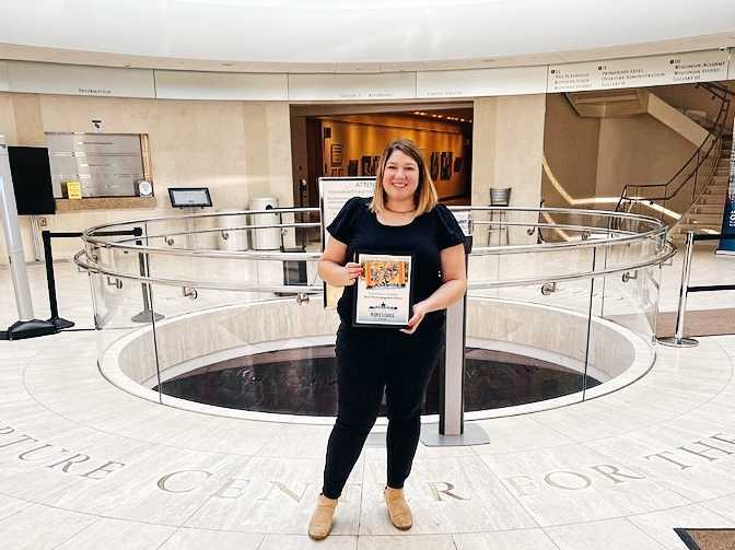Madison Media Partners (@_madisonmedia) on Twitter photo 🎭🎤 Congratulations to the <a href="/OvertureCenter/">Overture Center for the Arts</a> on winning the 2022 <a href="/madisondotcom/">madison.com</a> People's Choice Award for Best Performing Arts Venue! #PeoplesChoiceMadison
See the full list of this year's winners and favorites: bit.ly/peopleschoicem…. 🎭🎤 Congratulations to the <a href="/OvertureCenter/">Overture Center for the Arts</a> on winning the 2022 <a href="/madisondotcom/">madison.com</a> People's Choice Award for Best Performing Arts Venue! #PeoplesChoiceMadison
See the full list of this year's winners and favorites: bit.ly/peopleschoicem….