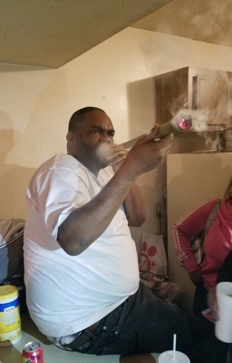 SoufShawty's tweet photo. Rip Hecc #lifeloveloyalty https://t.co/LPxLObeGUW