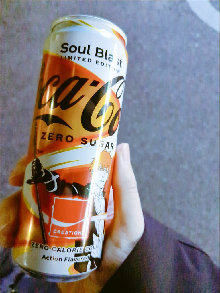 qqqnet_'s tweet photo. 2週間位風でダウンしてしまった...
パープルハロウィンフラペチーノ頂きました☕
BLEACHの最終章アニメ化本当に嬉しい(;_;) https://t.co/qrn20XY3l7