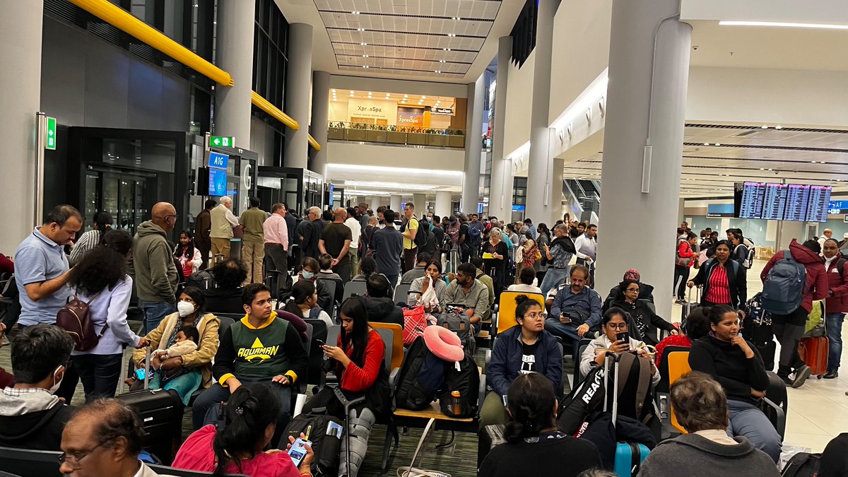 sneel9's tweet photo. Lufthansa Frankfurt-Bengaluru flight diverted to Istanbul due to medical emergency on board - Times of India https://t.co/lUJgD46QC6 https://t.co/3SVIrUtyCx