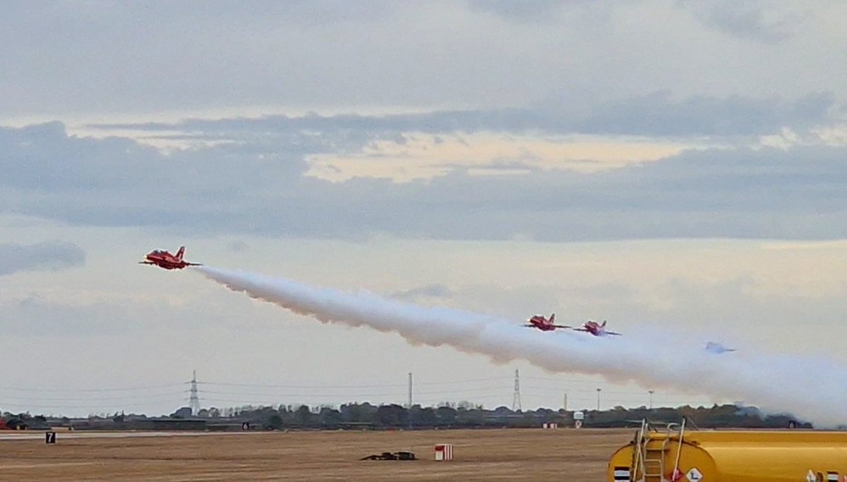 Great to catch up with our <a href="/rafredarrows/">Red Arrows</a> engineering colleagues at their new RAF Waddington home today.
 #stem #engineering #redarrows #RAF #RoyalAirForce #planespotting #aviationlovers #avgeek #avporn #ukmfts #teamwork #rafphotographers #engineer #aviation
