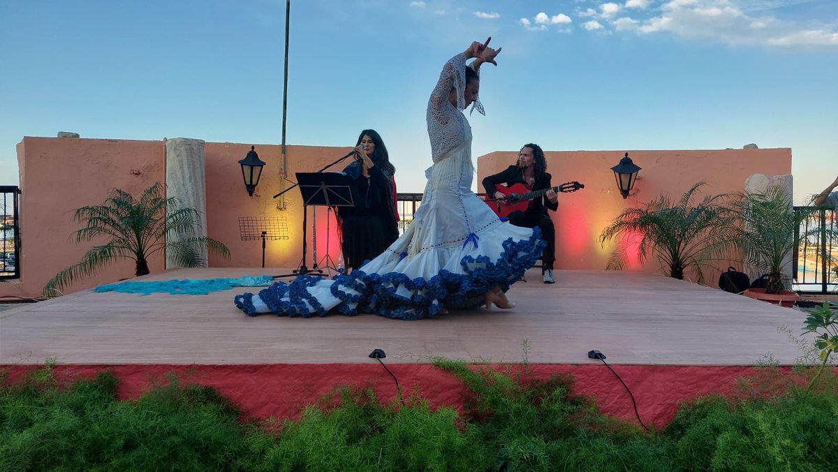 ICTunez's tweet photo. Concierto de flamenco «Acento español» de la compañía DanzalArriba.
Instituto Cervantes Túnez en colaboración con la @EmbEspLibia https://t.co/sP5CAT6pVX