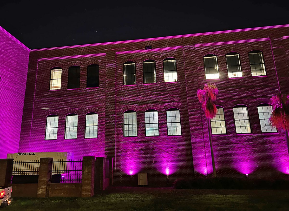 The HART Administration Building is lit up PINK throughout October in support of #BreastCancerAwareness! 

Shoutout to the HART Maintenance team for recently installing the upgraded lighting. #BreastCancerAwarenessMonth