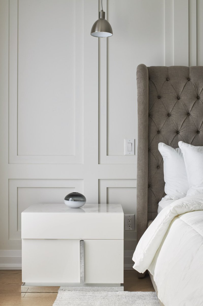 SilvergateHomes's tweet photo. We’re obsessed with this panelling😍 
#interiors #bedroominspo #luxuryhomes #niagara #newhomes #legendsonthegreen https://t.co/eBYr2robBh