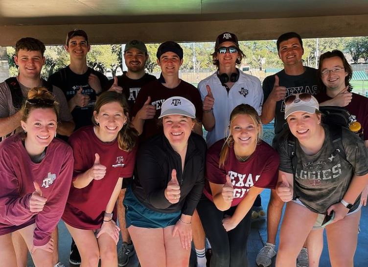 PickleJunkies's tweet photo. #Aggie #Pickleball is here!  Check out this great look at how #college students are playing pickleball in #Aggieland!
https://t.co/dUfTNiFUMj https://t.co/D8WpNOFymF