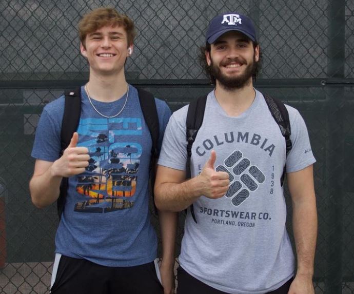 PickleJunkies's tweet photo. #Aggie #Pickleball is here!  Check out this great look at how #college students are playing pickleball in #Aggieland!
https://t.co/dUfTNiFUMj https://t.co/D8WpNOFymF