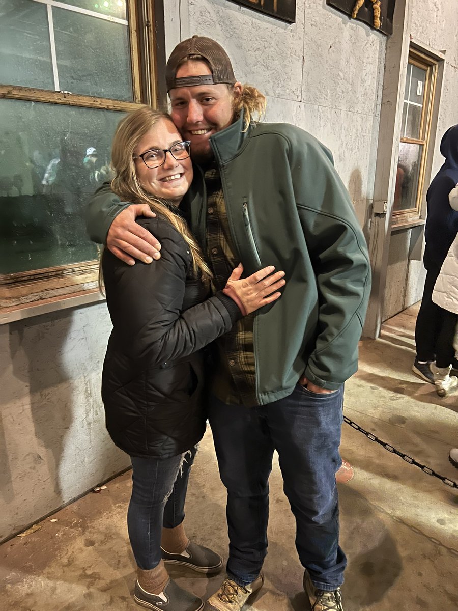 abbey_dakin's tweet photo. I love my kids. I love my man. I love my niece. I love my family. I love my friends. I love my classmates. I love my job. I just love my life lately 😭❤️ https://t.co/4sKcuXyofC