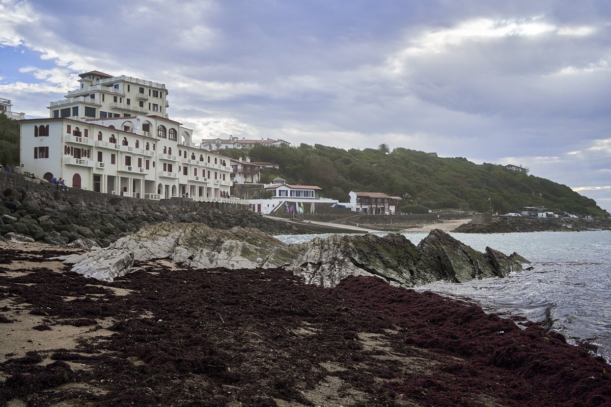 jacacol's tweet photo. #BasqueCountry #EuskalHerria #Guethary #Casino https://t.co/zYmKfPP8pE