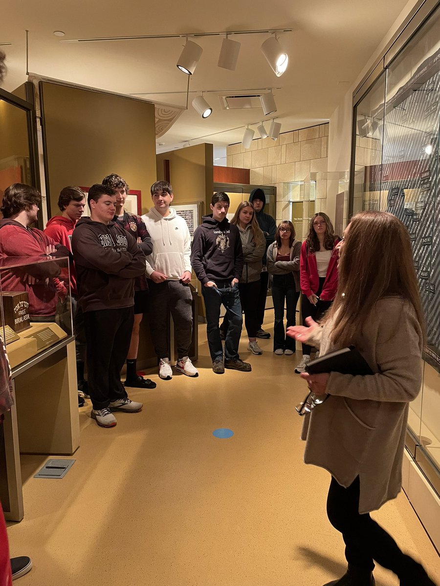 Mrs. Johnson tweet media