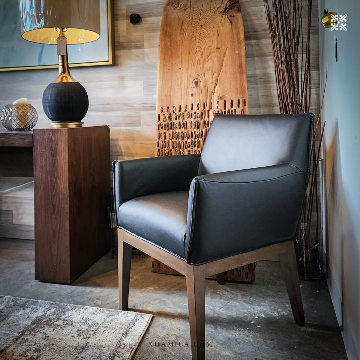 khamila_fb's tweet photo. Dining in style with our  leather chairs!

#interiordesign #diningroom #diningchair #leatherchair #furniture #furniturestore #sanantonio #newhome #furnishing #luxuryfurniture # https://t.co/pZTCnq8zsU