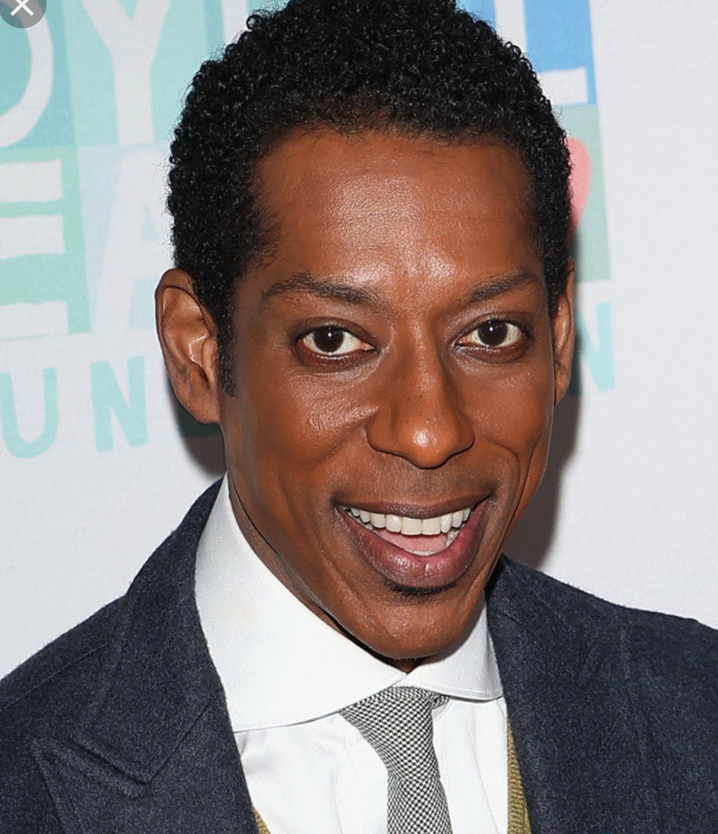 orlandojunes's tweet photo. I guess lucky for me only about 600 of my followers are real the other 400 or so are fake Orlando Joneses #gish #brolandos #fauxlando https://t.co/za0WtlzuKc
