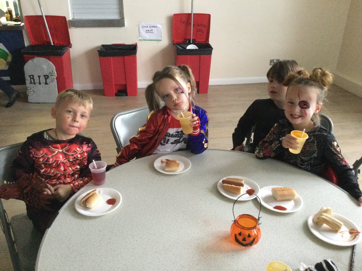 EGHighlands's tweet photo. Halloween Disco! Wow, everyone looked amazing!! https://t.co/MhE1pXh10z