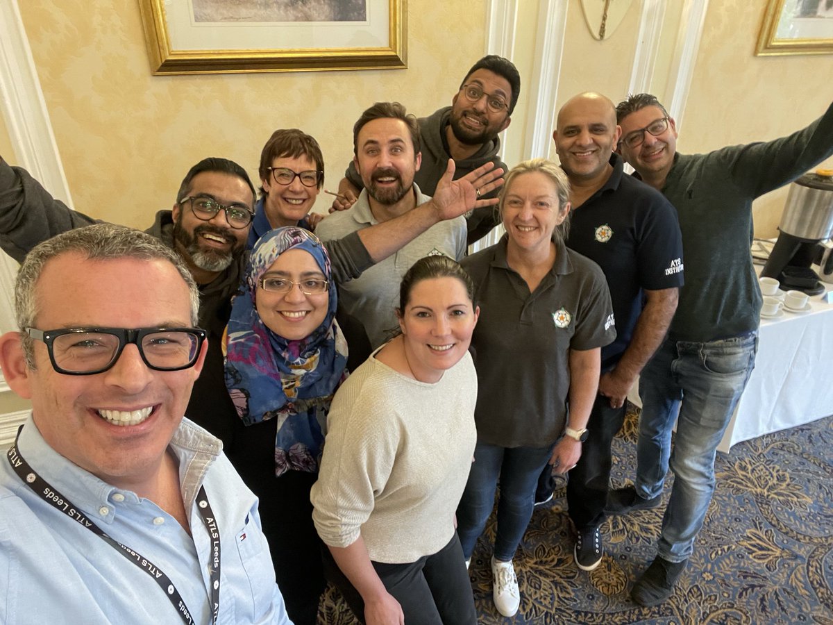 #WorldFirst #ATLS instructor course completed by @RCollEM credentialed #ACP @Acawthorne30 directed by @stevieb68 @MyiED @LeedsHospitals @OldSwanHotel