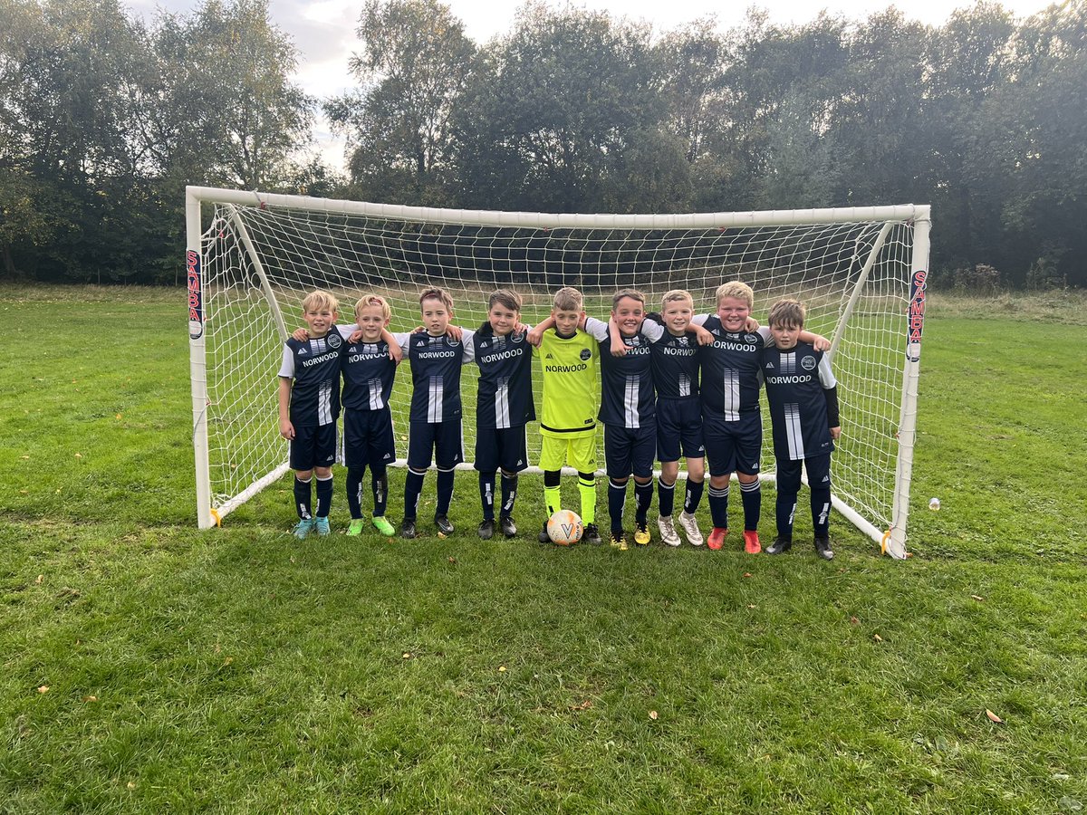 Well done to our Norwood A team who continued their unbeaten run with a fantastic performance against a strong Farnborough team in the Laurie Parr cup competition. Despite one or two scares, the boys ended the game with another clean sheet and a comprehensive 4-0 scoreline.