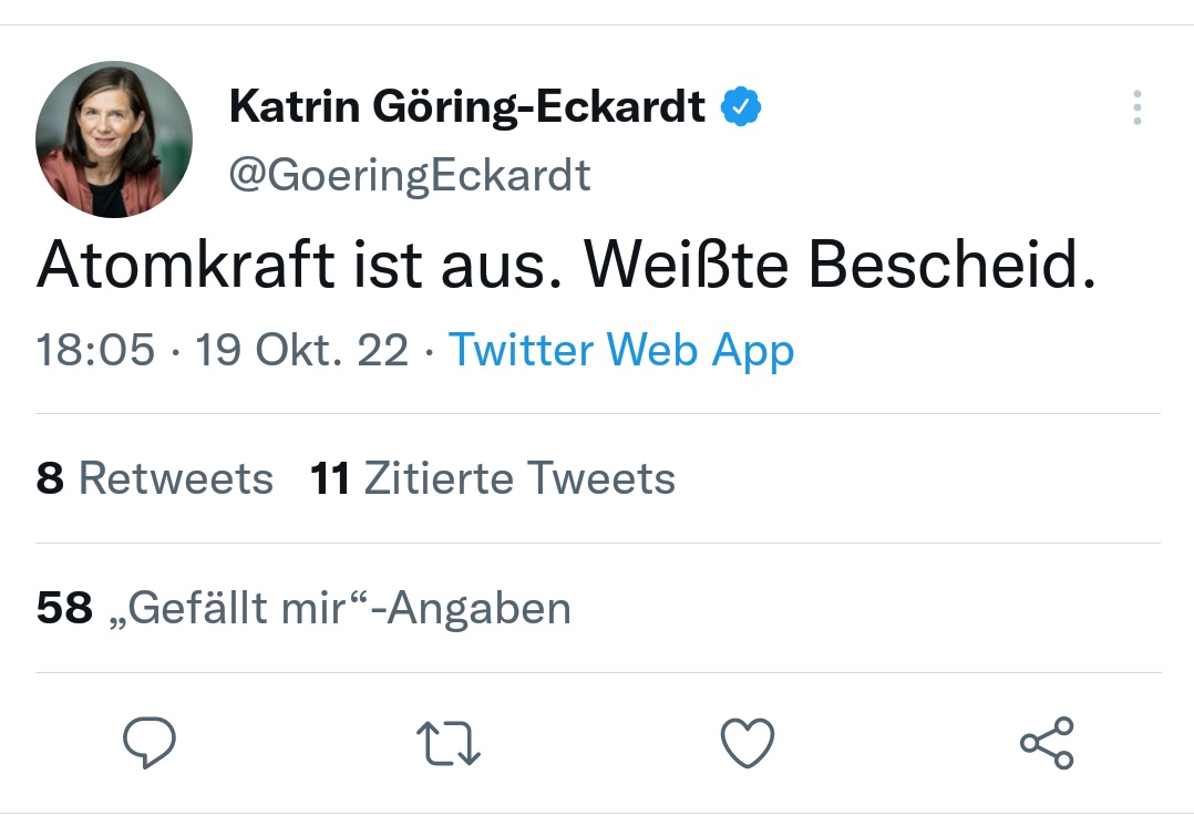 jreichelt's tweet image. Wir werden von Verrückten regiert. So verrückt, dass es selbst den Grünen zu verrückt war und Frau Göring-Eckardt diesen infantilen Irrsinn löschen musste.