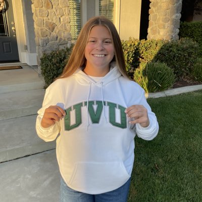 Hailee Bustos tweet media