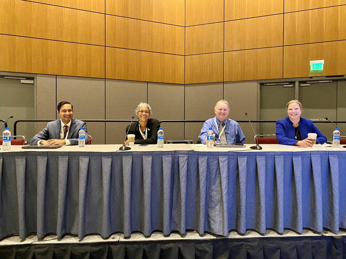 eric_facs's tweet photo. Outstanding panel on the ethical issues of disclosing surgical error. #ACS22 https://t.co/hNqv6JaYMf