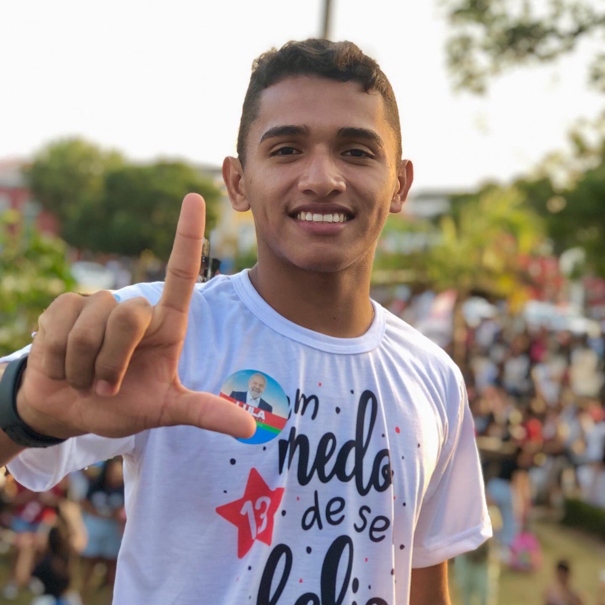 iguinhofreitass's tweet photo. Um dia histórico e não poderia deixar de participar. 
Estamos encaminhando para a esperança de um Brasil melhor, sem fome, sem armas, com emprego, com universidades e com menos ódio. 

E no dia 30 de outubro vamos de 1️⃣3️⃣

#lula2022 #lula #lulapresidente #esperança #semarmas https://t.co/5j3Del2C8i