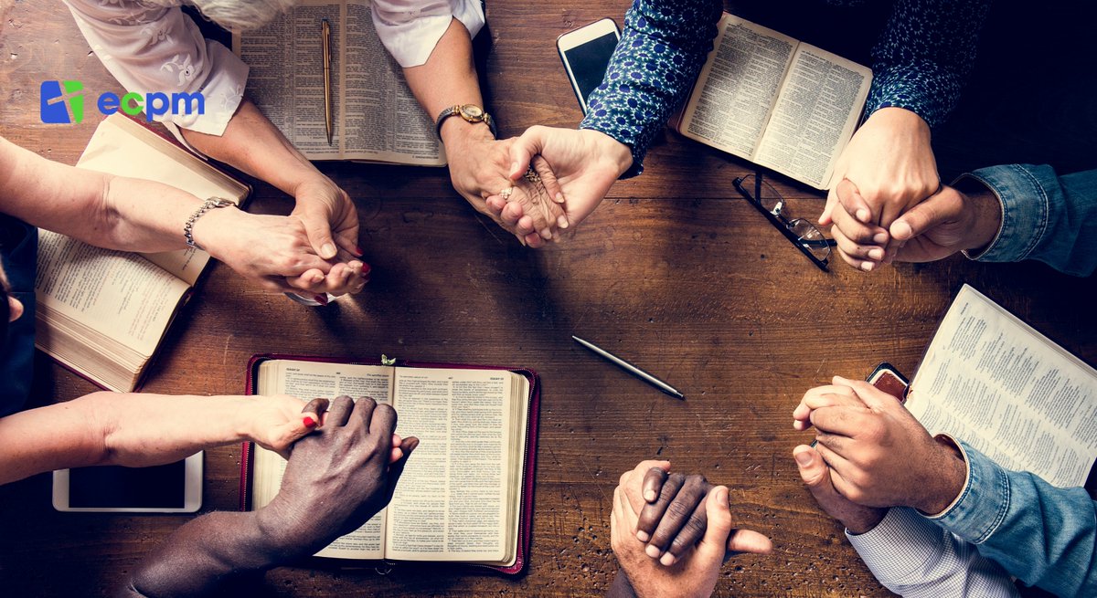 Freedom of Religion/Belief is under threat worldwide, but especially in countries under authoritarian rule.
The EU-special envoy for #FoRB is badly needed in places like #Iran, #Pakistan, #Turkey, where people are dying for their beliefs!

#Mahsa_Amini 

ecpm.info/news/tearing-o…