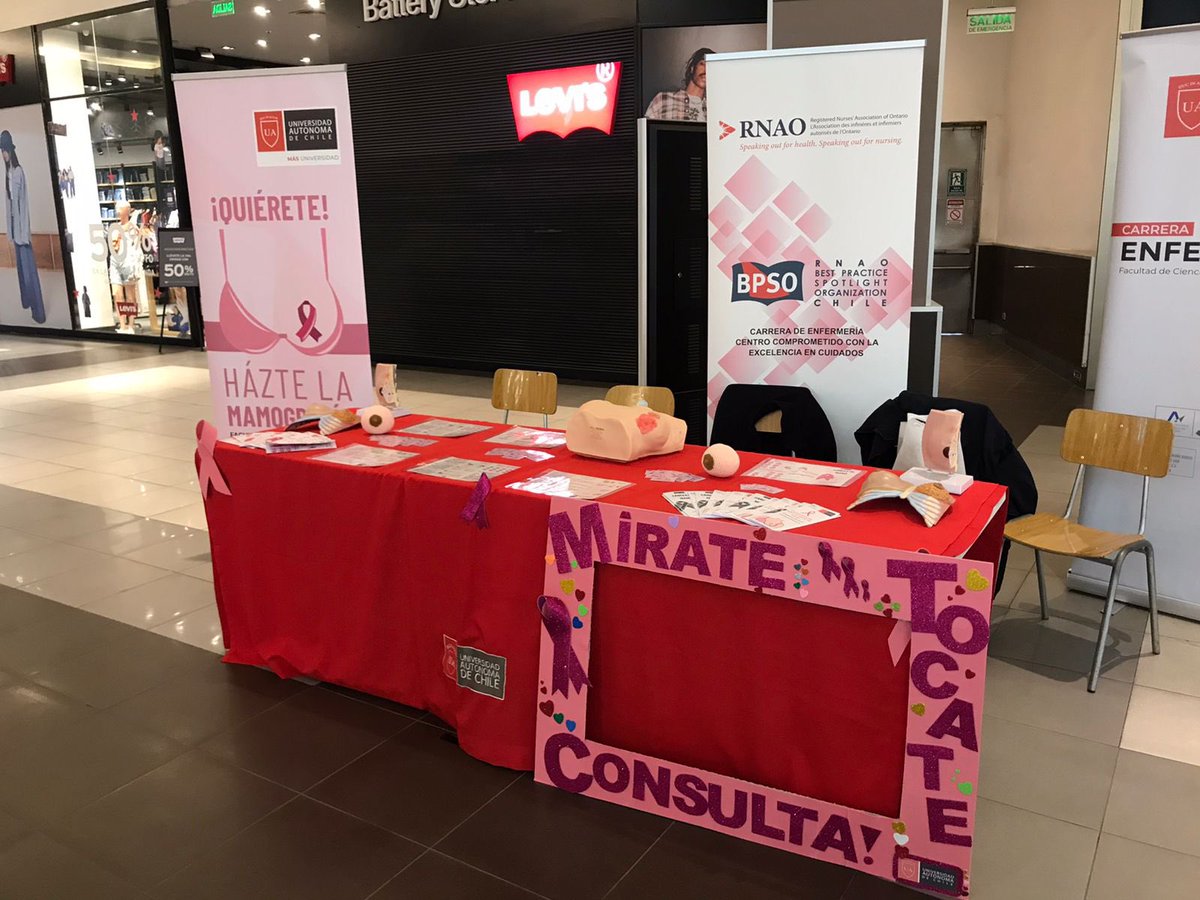 BpsoUa's tweet photo. Académicas y estudiantes de la carrera de enfermería de la Universidad Autónoma Sede Talca, se encuentran participando en una jornada de Prevención de Cáncer de Mama en el Mall Plaza Maule. Educando a la comunidad con la Mejor evidencia Disponible 👏 @UATalca @IcazaNoguera https://t.co/exgS746w8n