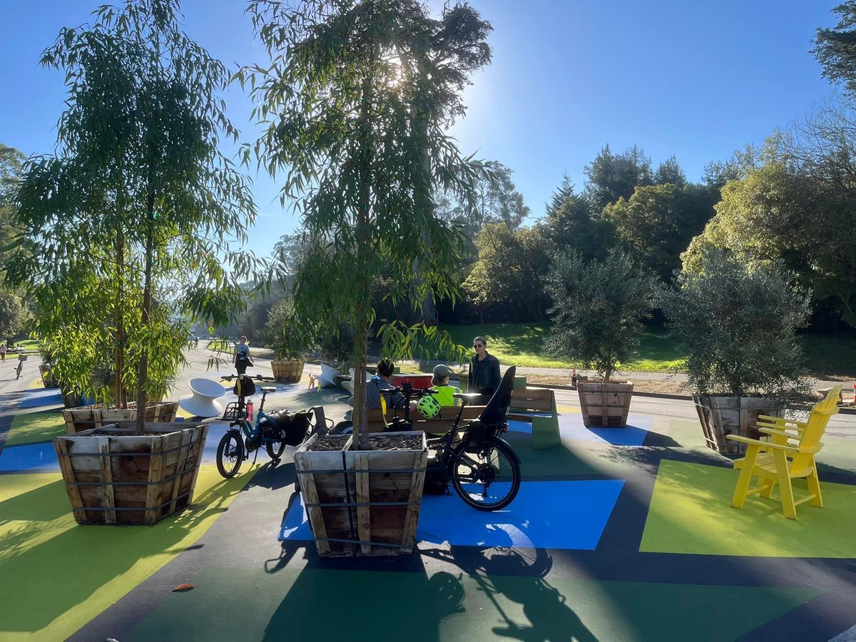 RecParkSF's tweet photo. Come out to 8th Avenue at the JFK promenade and take a coffee break at Golden Gate Park’s new lounge! New trees will provide shade on this sunny day with a variety of seating options, including new spinning chairs! See you at the park! https://t.co/gjhXy1icKb