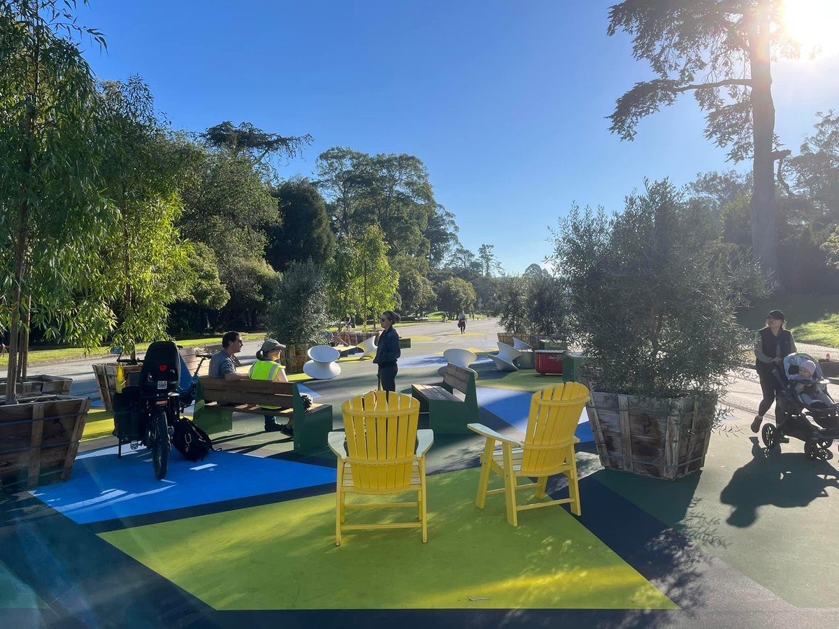 RecParkSF's tweet photo. Come out to 8th Avenue at the JFK promenade and take a coffee break at Golden Gate Park’s new lounge! New trees will provide shade on this sunny day with a variety of seating options, including new spinning chairs! See you at the park! https://t.co/gjhXy1icKb