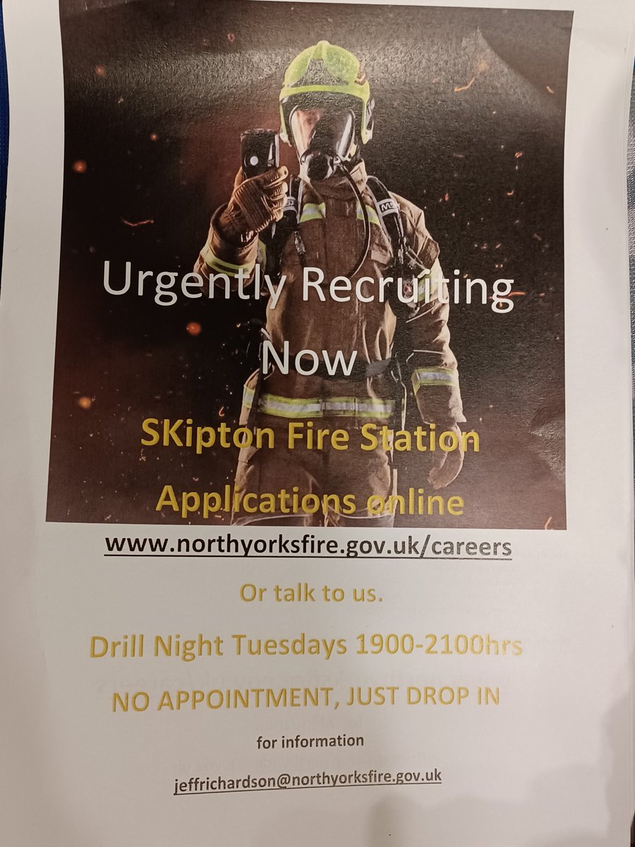 Thanks to Ermysted's Grammar School in Skipton for hosting NYFRS for their careers fair. If you are interested in signing up, or want more information about careers in the Fire Service, please visit northyorksfire.gov.uk/careers.

#recruitment <a href="/NorthYorksFire/">North Yorkshire Fire & Rescue Service</a> <a href="/AlicePso/">PSO_Alice</a>