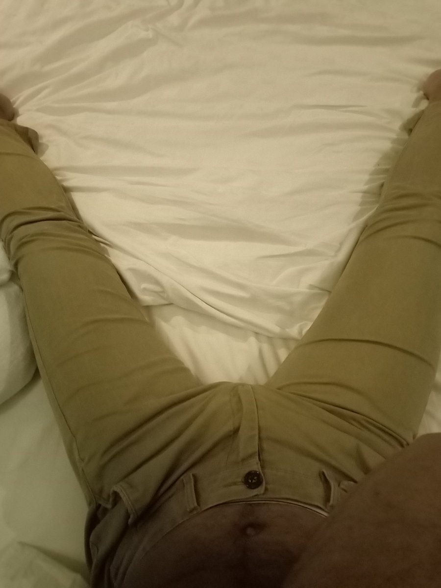 ១ម៉ោងចុយបាន៣ដង
គេងហើយ....ចុយប្រុសស្រួលជាងចុយស្រី
ចុយហើយដកក្តយកមកបាញ់ដាក់មុខហើយចាំឲ្យបៀមម្តងទៀត...ស្រួលកប់សាហាវហ្មង