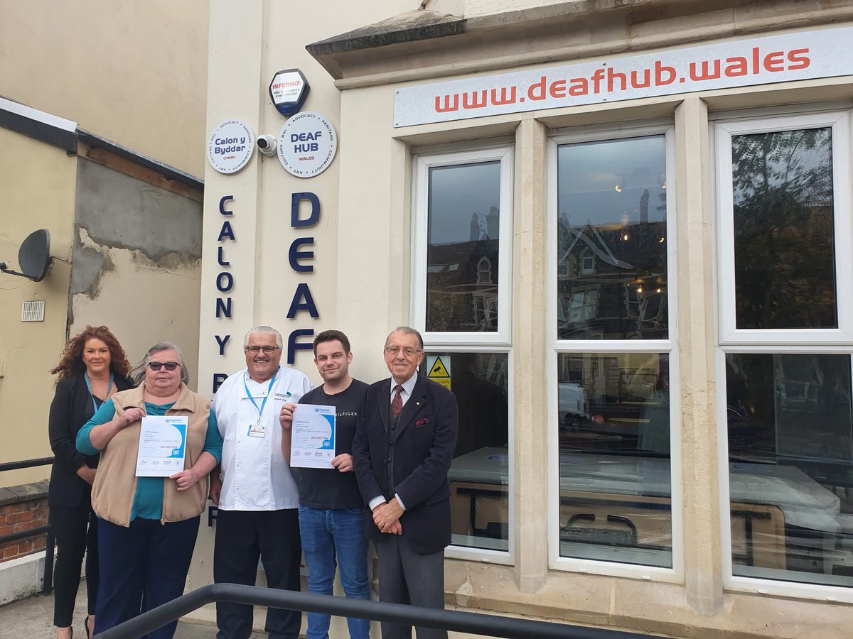 RaychelMJones's tweet photo. Great to visit @DeafHubWales today with staff from @CAVC presenting some of the learners who passed with distinction their level 3 food safety with #Highfields 🥇 and amazing to see their next steps of setting up their coffee shop! ☕️ #inclusive #CommunityEngagement 👏👏👏👏 https://t.co/hJnSHtLWM1
