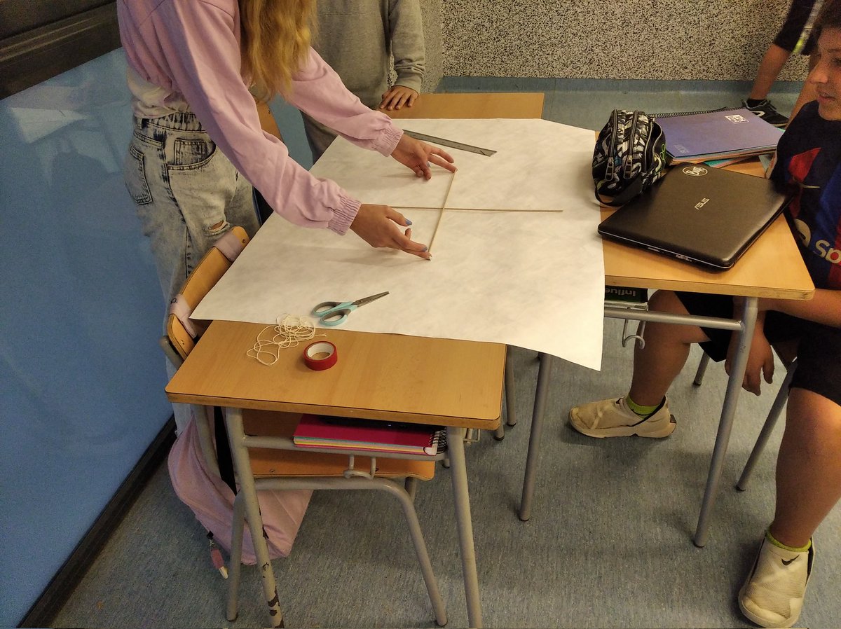 TorralboJosep's tweet photo. Acabem el projecte de 1r d'ESO ABP STEAM el procés tecnologic. Aprenentatge basat en projectes de caire manipulatiu i significatiu. @INS_Vilamajor @Make_and_Learn https://t.co/42mctCqPFp