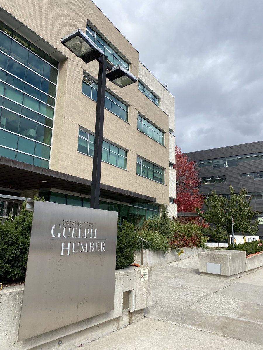 SandraChiovitti's tweet photo. Wow! Has @GuelphHumberUni campus changed. Won’t say how long it’s been since I graduated. Great speaking w 3rd year PR students. 📚 #HumberPR https://t.co/3ZSiRbxhgu