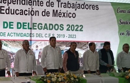 TabascoHOY's tweet photo. #EntérateTH🗣️| Luego de los rumores que circularon de supuestas amenazas de grupos delincuenciales en #Indeo, Diego Animas, secretario general del Comité Ejecutivo Nacional del SITEM, consideró necesario que las autoridades pidan el reforzamiento de la seguridad. https://t.co/6K0yD4Om4Z