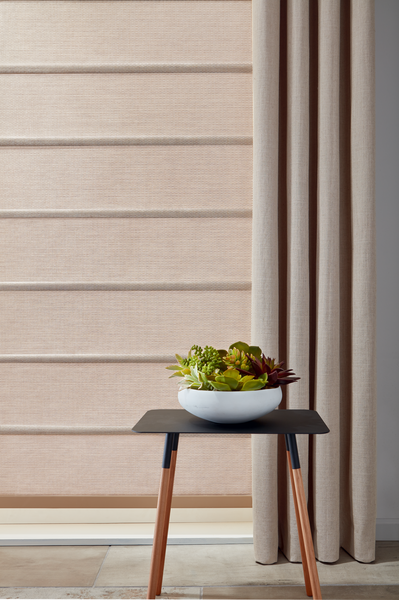 Add a level of sophistication in the dining room with custom shades &amp; drapes. <a href="/LaurasDrapery/">Laura's Draperies, Bedspreads & More</a> Get holiday ready with Hunter Douglas Design Studio™ Shades &amp; drapery side panels. Visit 
laurasdraperiesct.com/hunter-douglas…

#Norwalk #Connecticut #Stamford #Greenwich #Westport #Weston #Fairfield