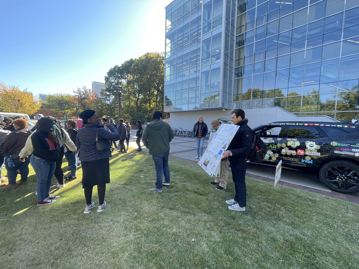 GATechEcoCAR's tweet photo. Popy was able to get some fresh air today out on Tech Green with Next Generation! Thank you to everyone who made this possible and our team members who made it out to the event! #ecocar #nextgen #future #ev #cleanenergy #ecocarchallenge #techgreen #generations #learning #gatech https://t.co/xC7LNdbKkL