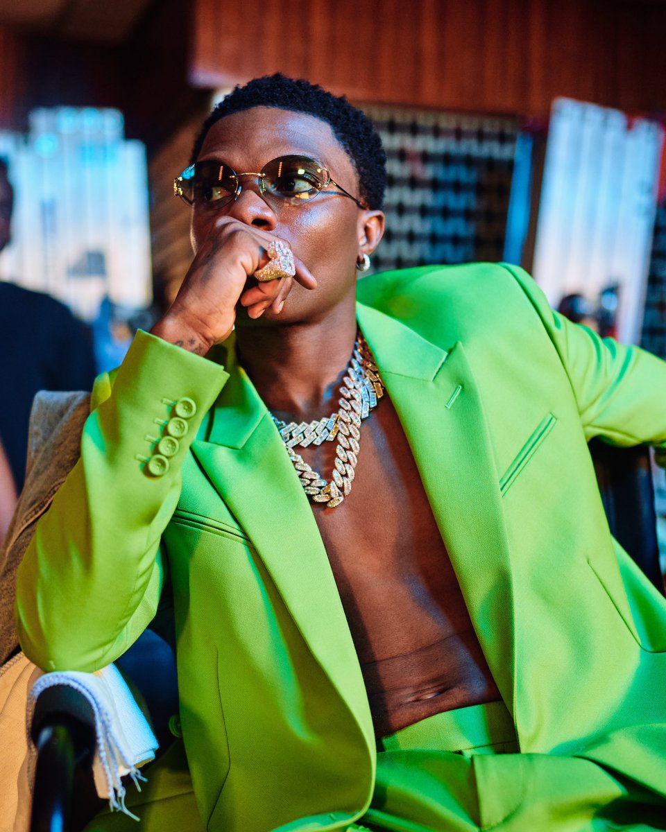 WizkidSource's tweet photo. I’m voting Wizkid for Favorite Afrobeats Artist at the #AMAs. https://t.co/eB02FLhYqc