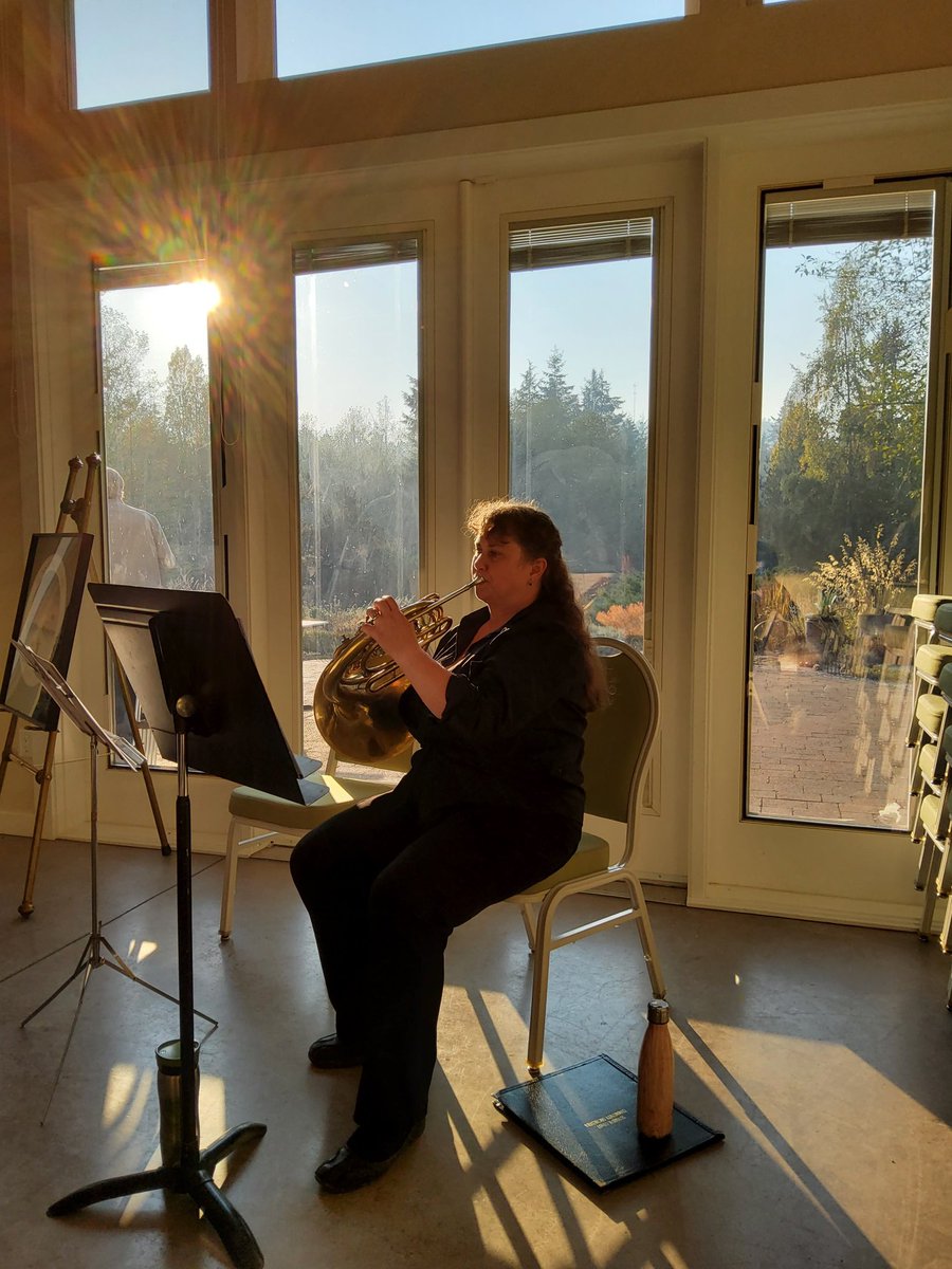 DragonTurtle's tweet image. Me, yesterday, playing at the Botanical Garden.