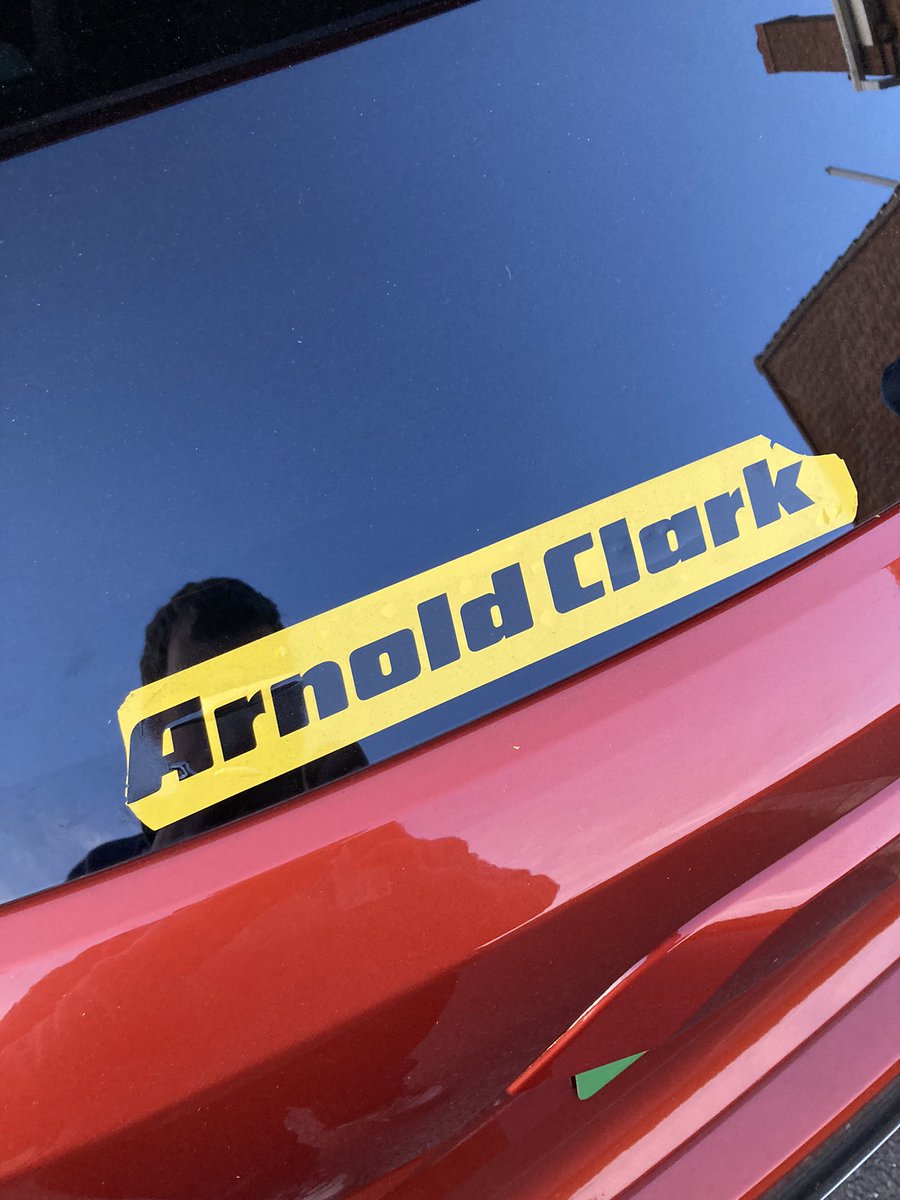 chrsmi's tweet photo. 20 minutes later, I now know why almost every car in Scotland still has these ghastly stickers in place. https://t.co/uwNNGwdCQE