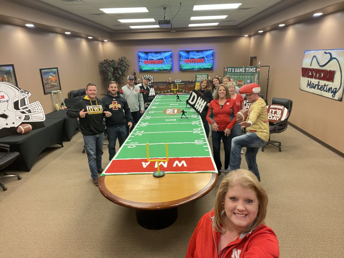 wmacorp's tweet photo. At Western Marketing, the 4th Quarter is GAME TIME!  During AEP our office gets very busy, but we keep it fun by participating in Integrity’s Game Time festivities.  Game Time means working hard and playing harder!  #IntegrityGameTime2022  #IntegrityFamily https://t.co/oLre45co76