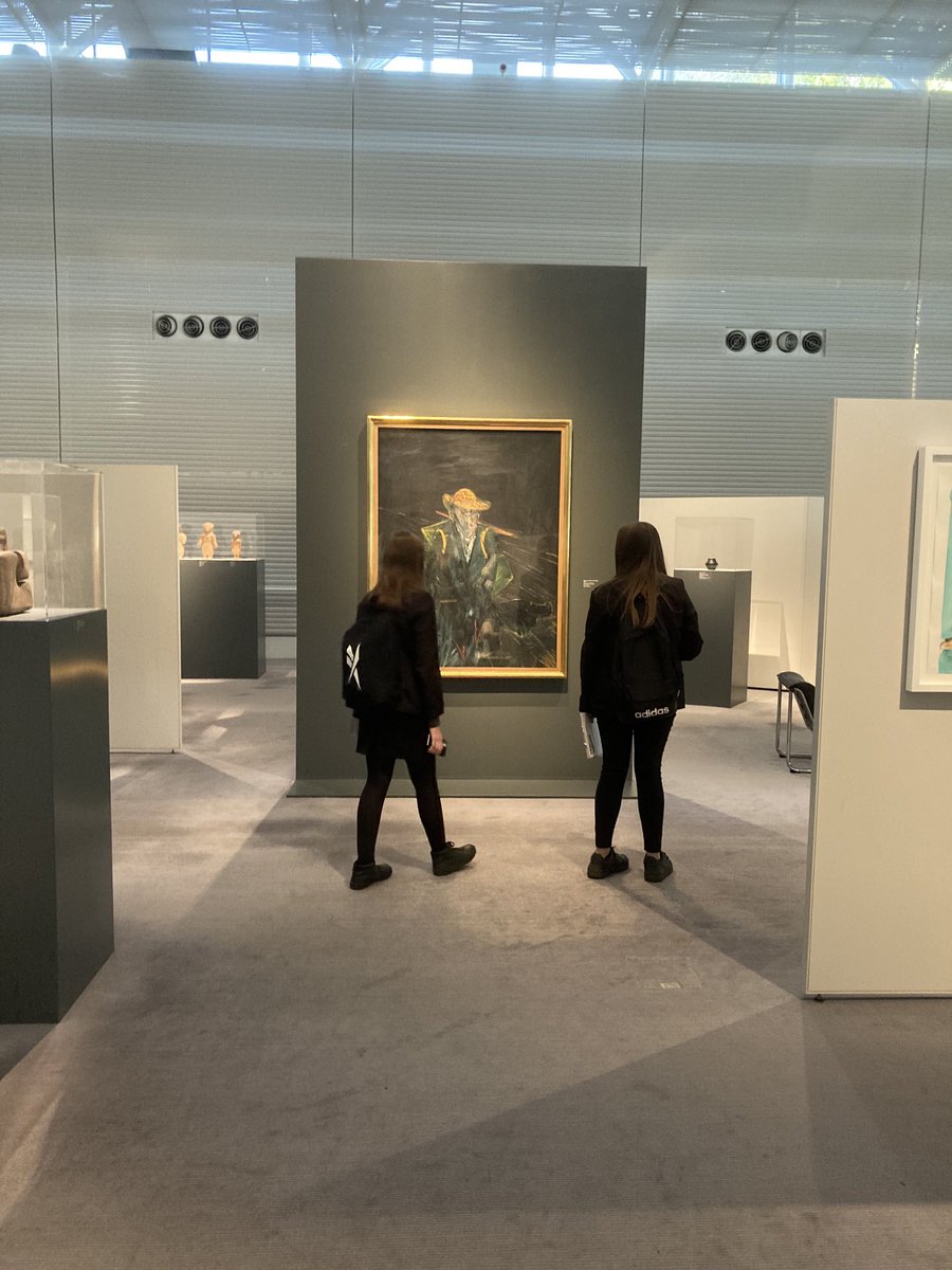 MrsArtJ's tweet photo. Yr 11s had an excellent enrichment experience ⁦@SainsburyCentre⁩ today, investigating distortion and reflections during a workshop session. They made some great responses to the artwork in the gallery. Well done yr11 Artists https://t.co/bwEJeVv63T