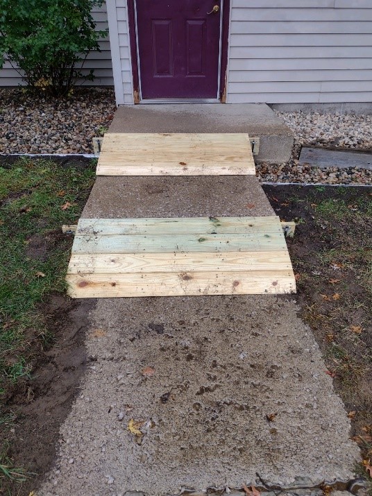 Building Trades 1 Helps a Local Student with Independence alleganaesa.org//site/default.…